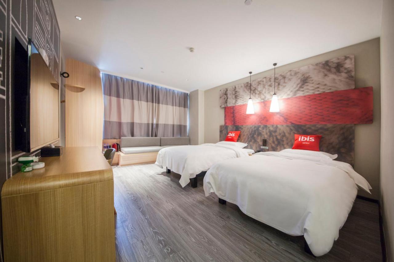 Ibis Nantong Middle Renmin Rd Hotel מראה חיצוני תמונה