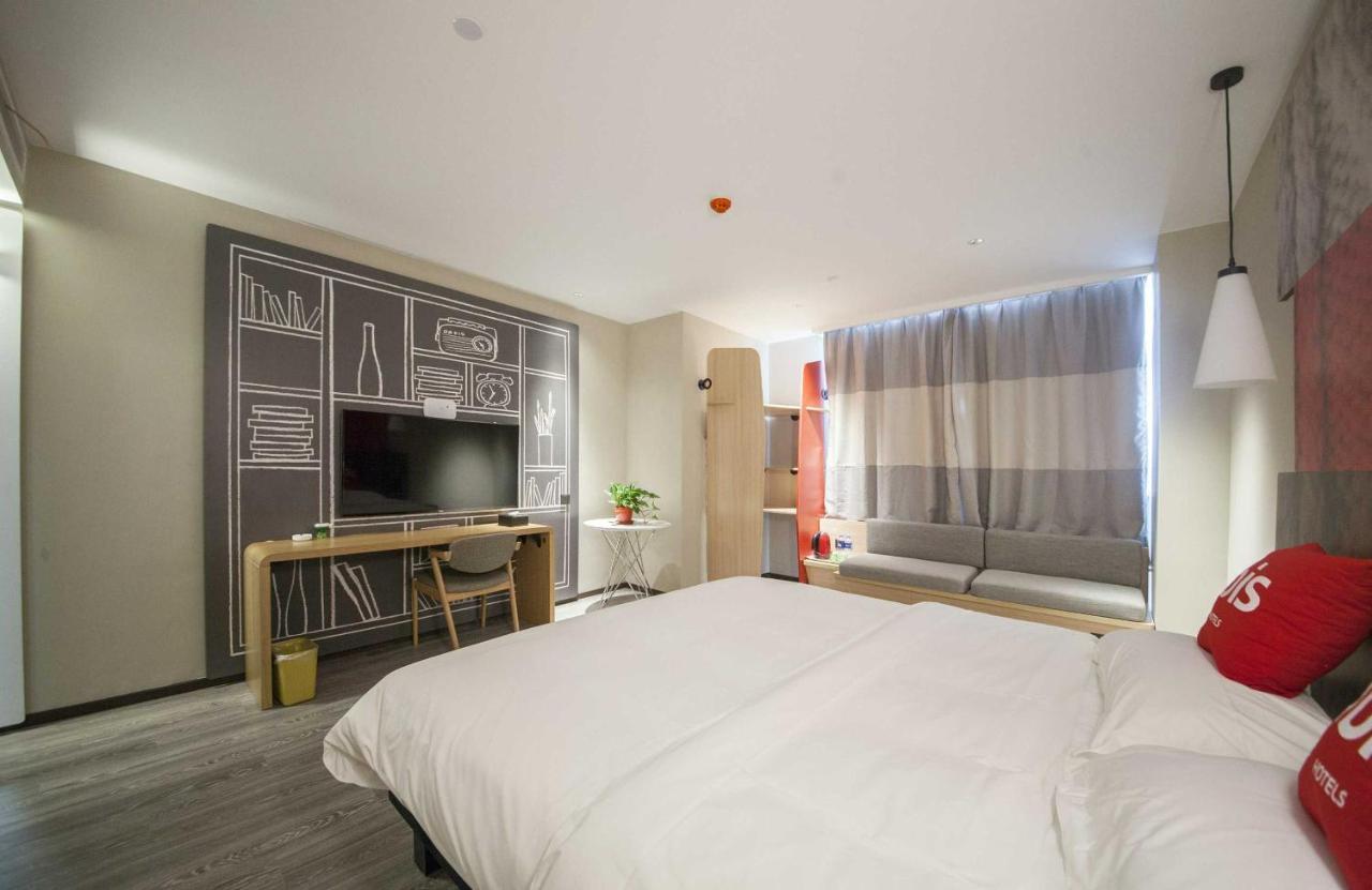 Ibis Nantong Middle Renmin Rd Hotel מראה חיצוני תמונה